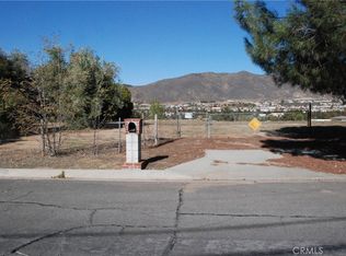 33690 Washington Dr, Yucaipa, CA 92399