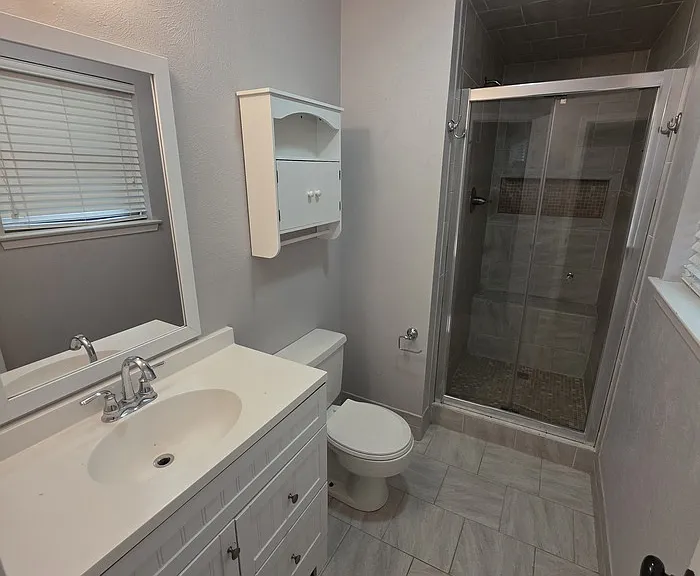 3311 W Shandon Ave — Photo 24