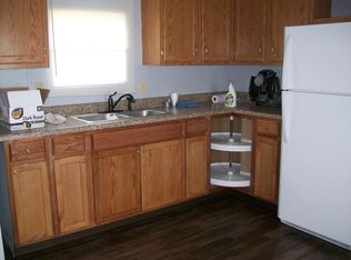 187 Willow St, Hubert, NC 28539