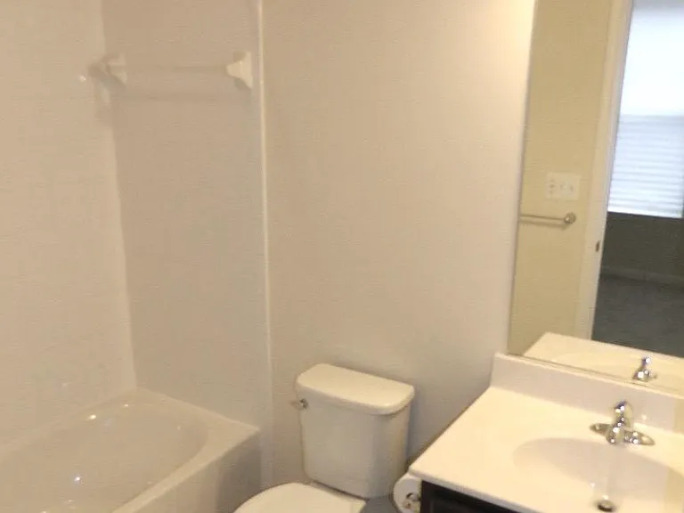 517 Pebblebrook Ln — Photo 17