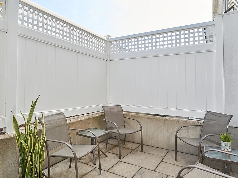 2055 Lake St #5 — Photo 11