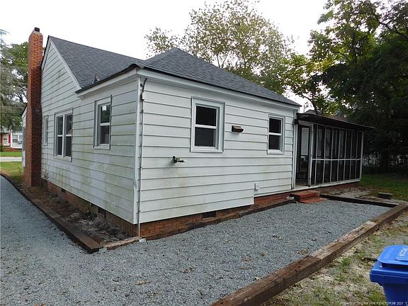 3rd image of 106 Sherman Dr