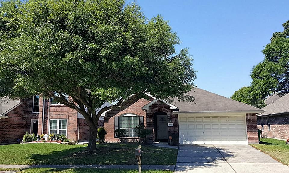 1st image of 18515 Atasca Woods Way