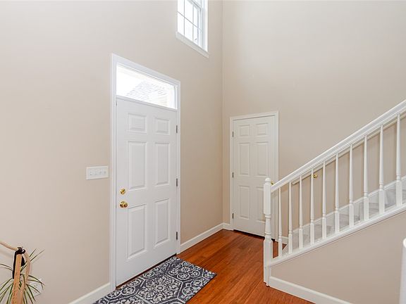 5th image of 9655 Olde Georgetown Way