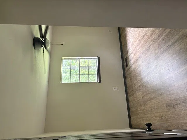 155B Lake Vista Cv
