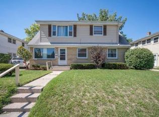 3908 Ruby Ave, Racine, WI 53402