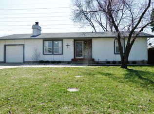2137 Griffith Ter, Manhattan, KS 66502