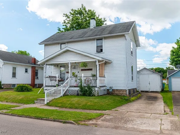 1521 Elm St, Coshocton, OH 43812