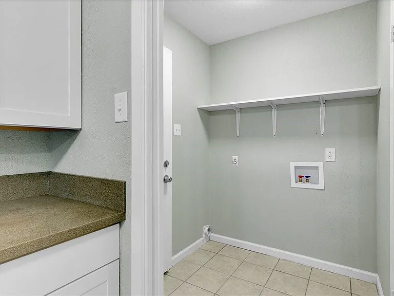 968 Park Meadow Dr — Photo 10