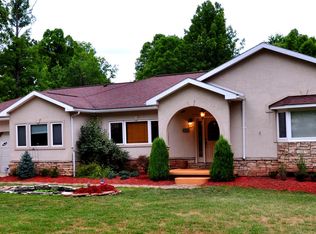 400 Morris Loop Rd, Marietta, OH 45750