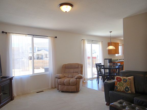 5th image of 11357 Stanwood Ln