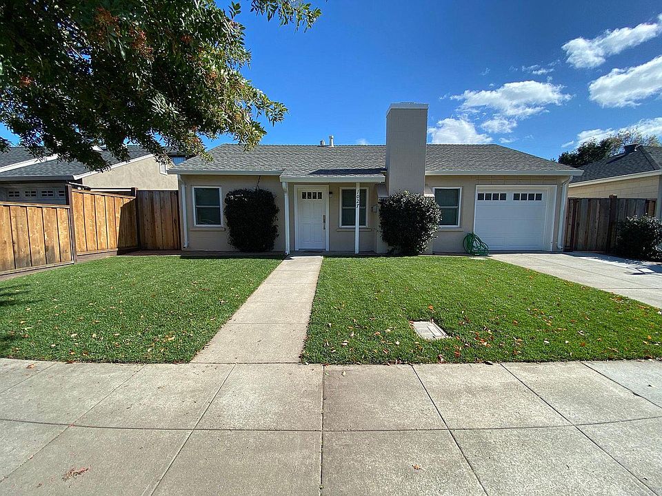 1st image of 127 Northwood Dr