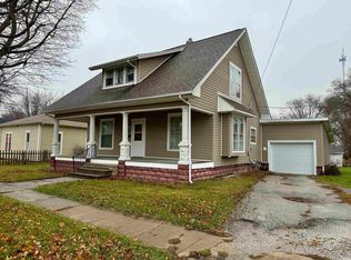 408 S Division St, Flora, IN 46929