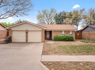 2207 86th St, Lubbock, TX 79423