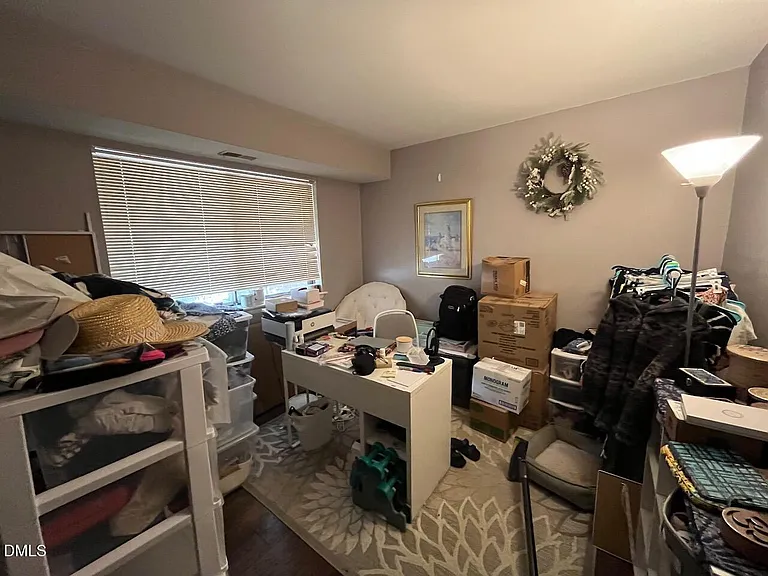 1022 Sandlin Pl #J — Photo 12