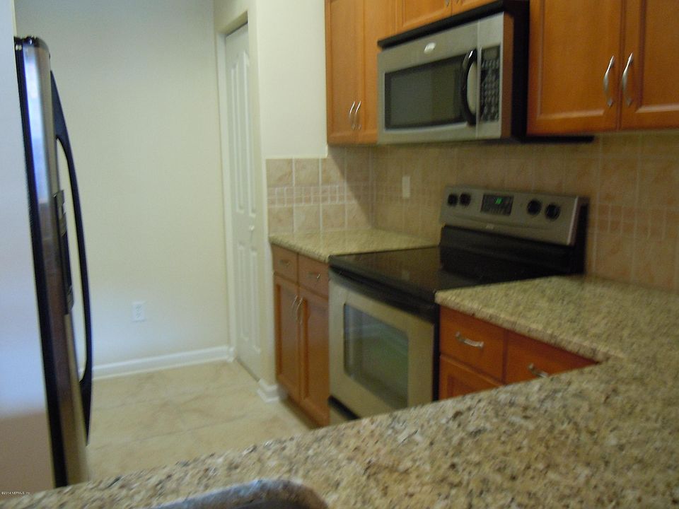 1st image of 10435 Midtown #257
