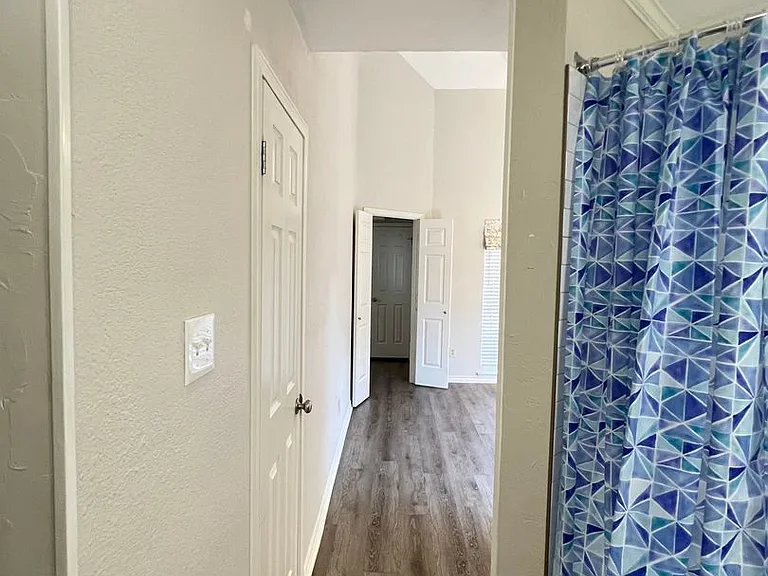 10913 Gable Dr — Photo 30