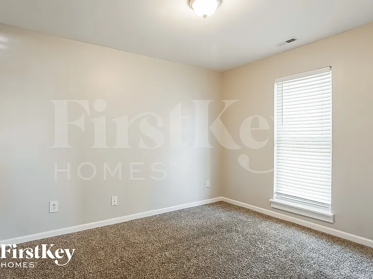 193 Creekstone Trl — Photo 11