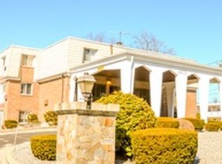 1401 Warwick Ave APT 323, Warwick, RI 02888