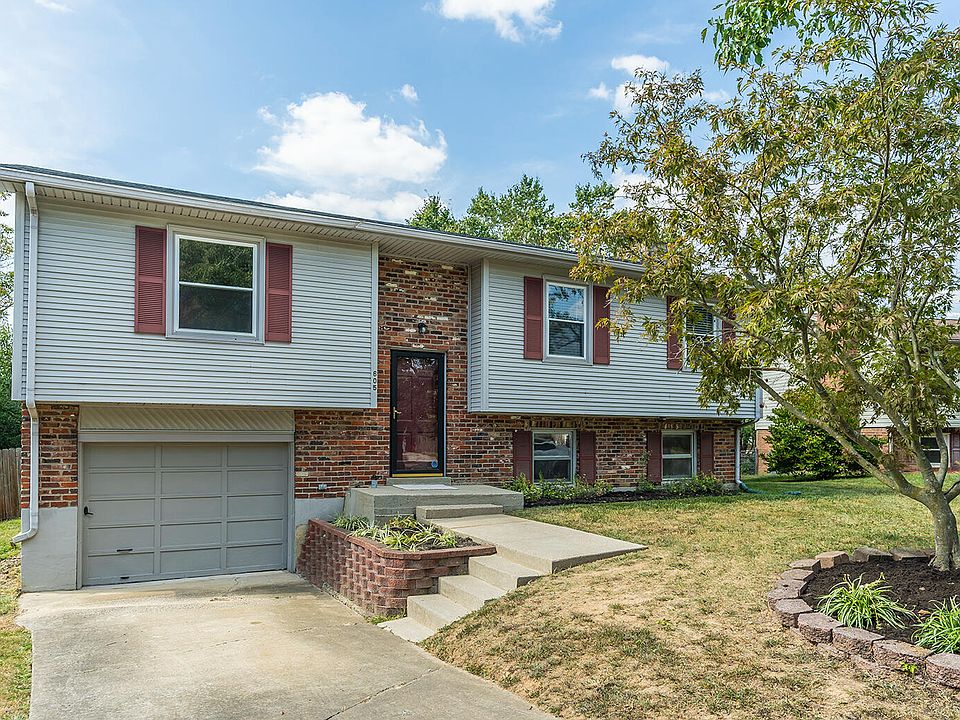 1st image of 605 Winter Park Ct