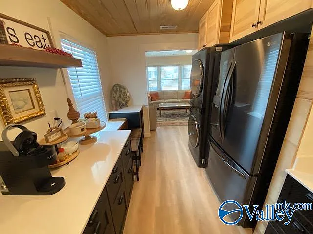 1236 Oshaughnessy Ave NE — Photo 11