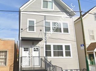 2509 N Clybourn Ave #2F, Chicago, IL 60614