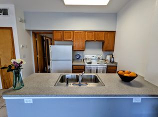 223 Cornell Dr SE #C, Albuquerque, NM 87106