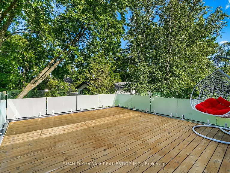 560 Shenandoah Dr — Photo 30