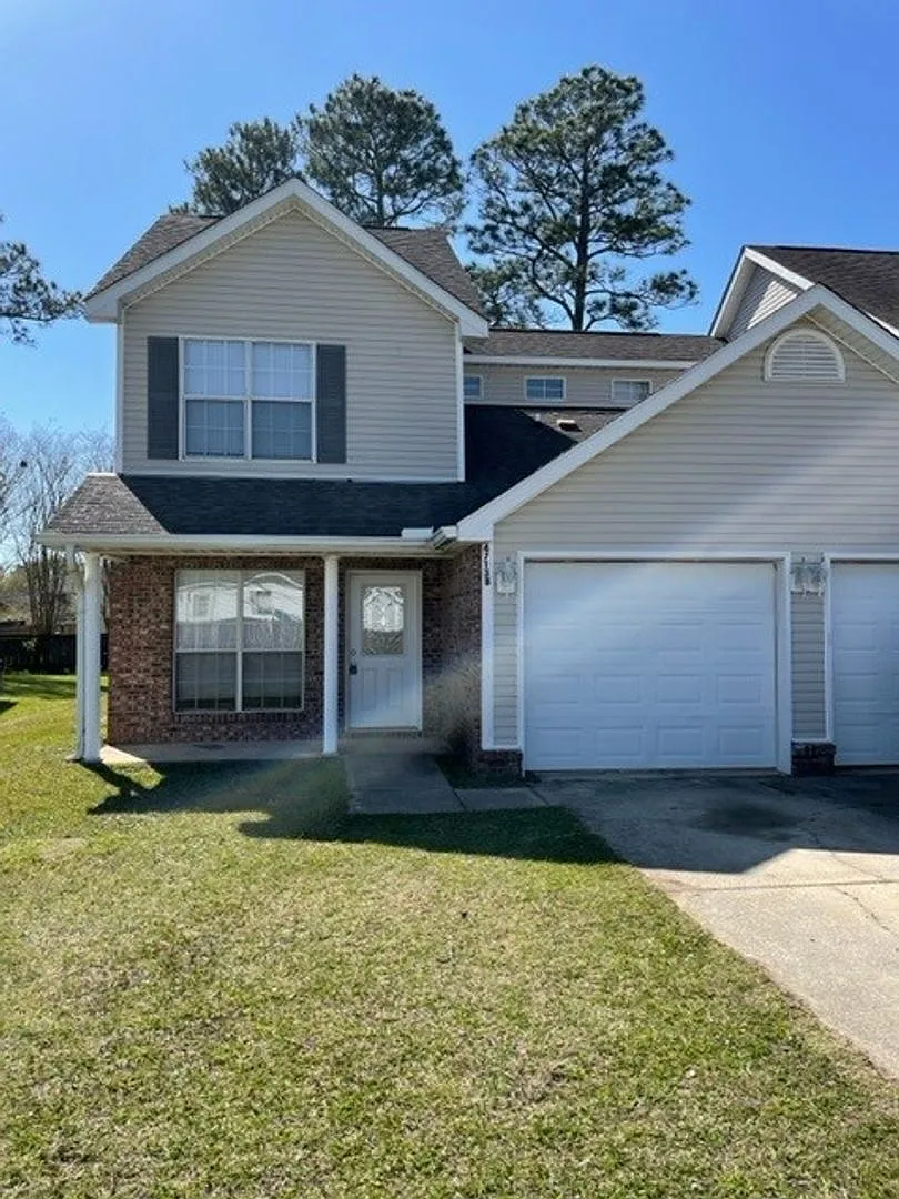 4713 Gibson Road Duplex — Photo 1