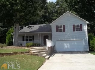 407 Foxdale Rd, Winder, GA 30680