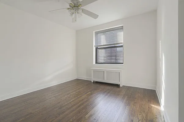 Sold by Halvatzis Realty | media 18