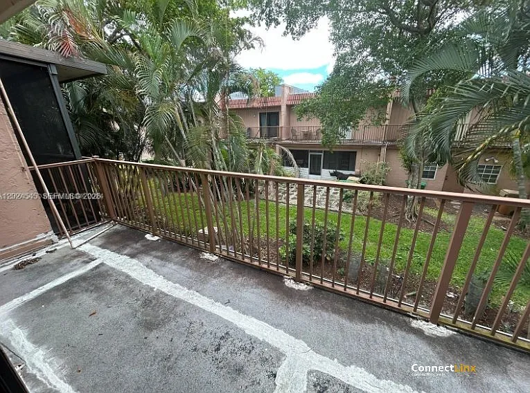 29 Madrid Ln — Photo 19