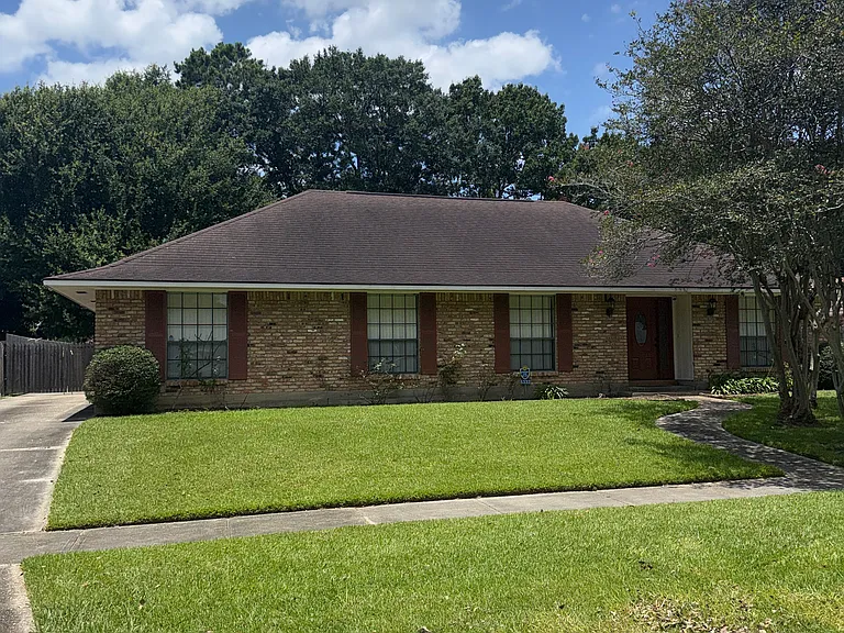 5332 Highland Ridge Dr — Photo 1