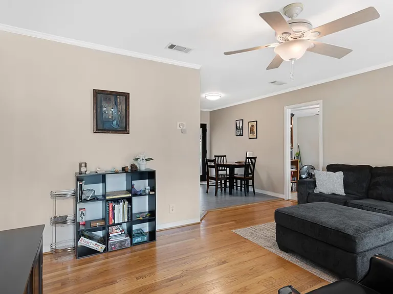 9039 Angora St — Photo 4