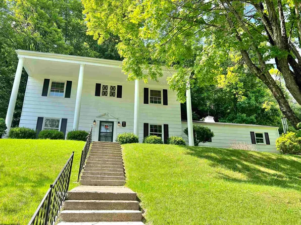 121 Bush Ave, Philippi, WV 26416
