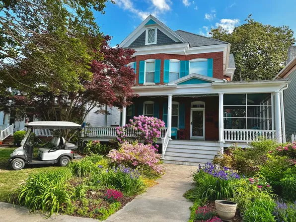 616 Tazewell Ave, Cape Charles, VA 23310