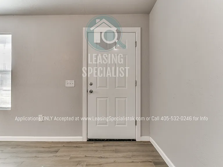 1115 NW 27th St #1115 — Photo 7