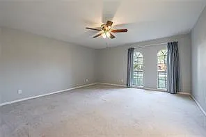 10215 Kirkwren Dr — Photo 16