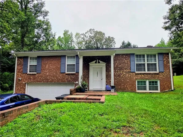3890 Whitehaven Rd, Winston Salem, NC 27106