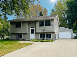 5040 Woodcrest Rd, White Bear Lake, MN 55110