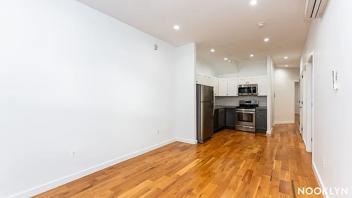 Rented by Nooklyn NYC LLC | media 24