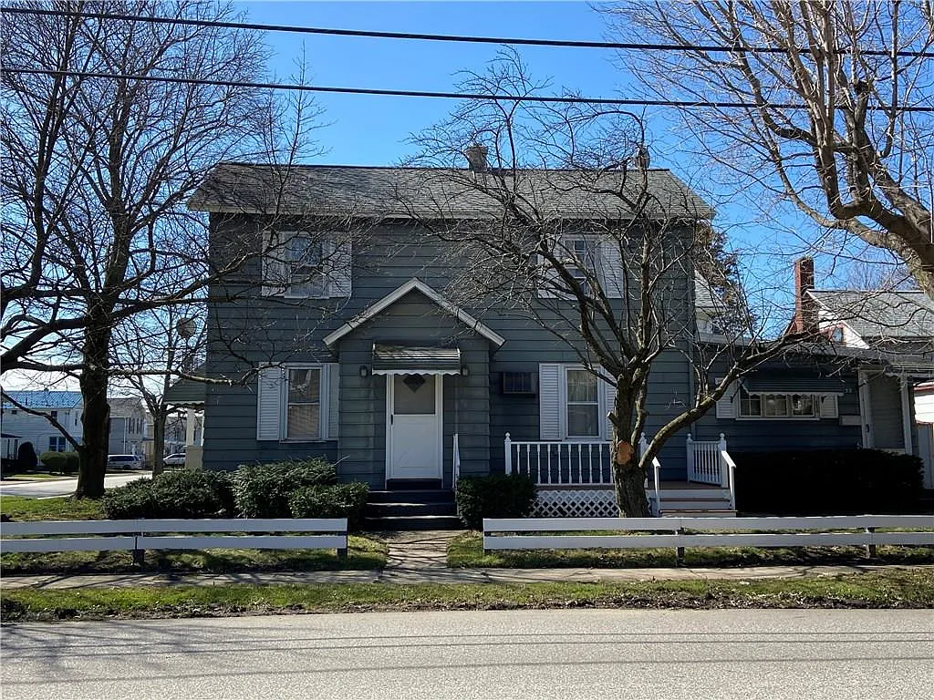 39 S Mill St photo 1