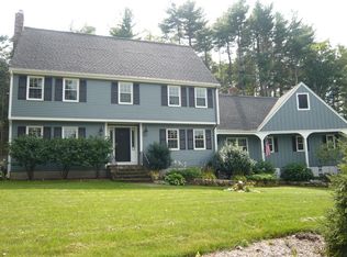 16 Knollwood Dr, Dover, MA 02030