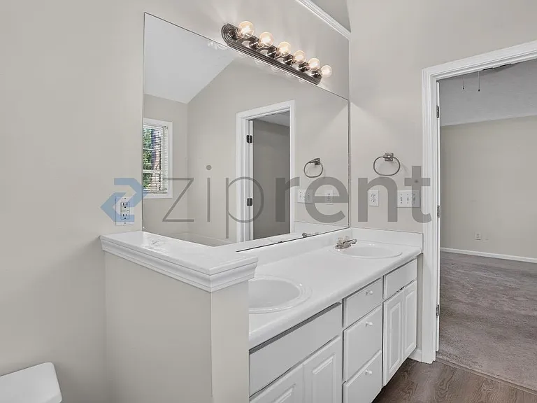 1383 Westward Dr SW — Photo 22