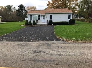 N1227 Tombeau Rd, Genoa City, WI 53128