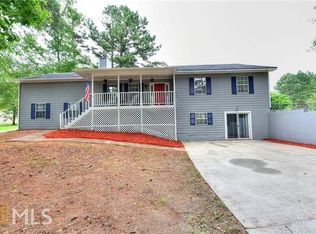 307 Golden Rod Ln, Auburn, GA