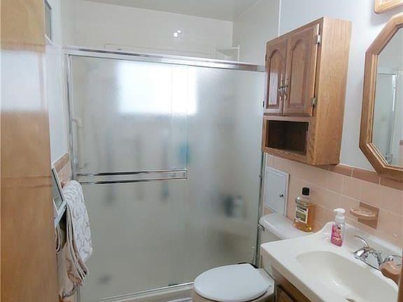 4th image of 1729 Walnut St