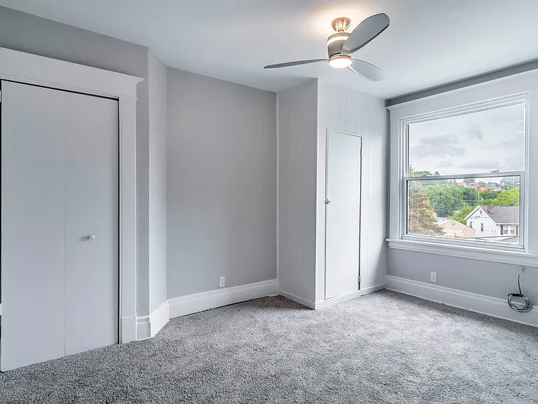 1618 Dagmar Ave — Photo 8