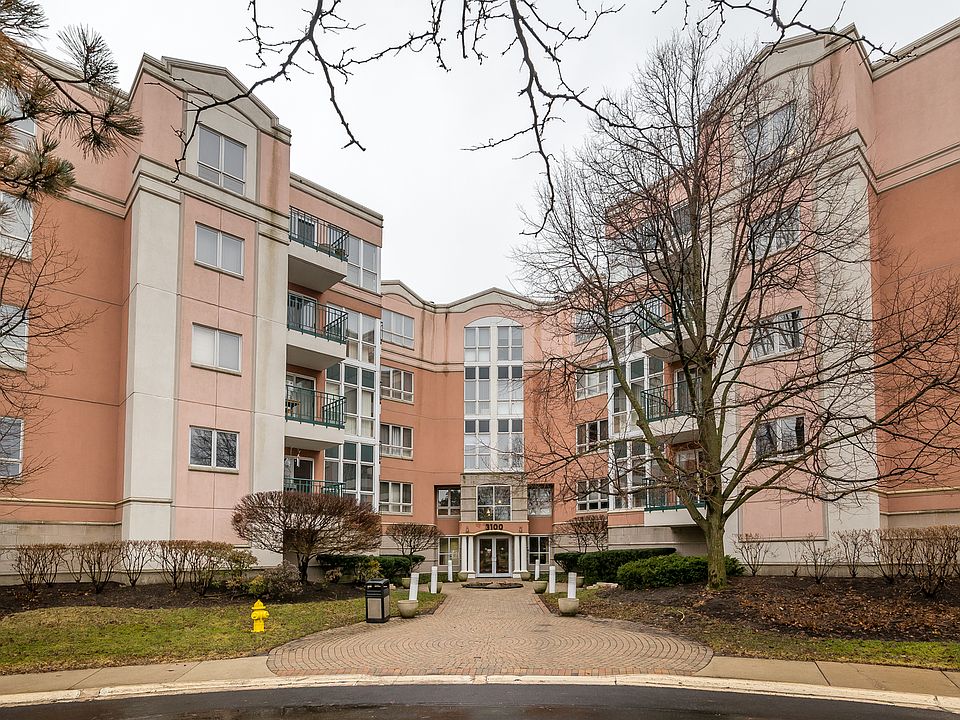 1st image of 3100 Lexington Ln APT 303