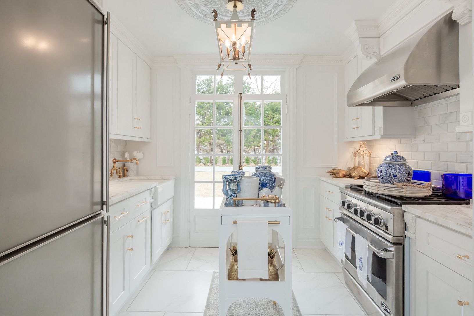  Sleek Renovated Kitchen
